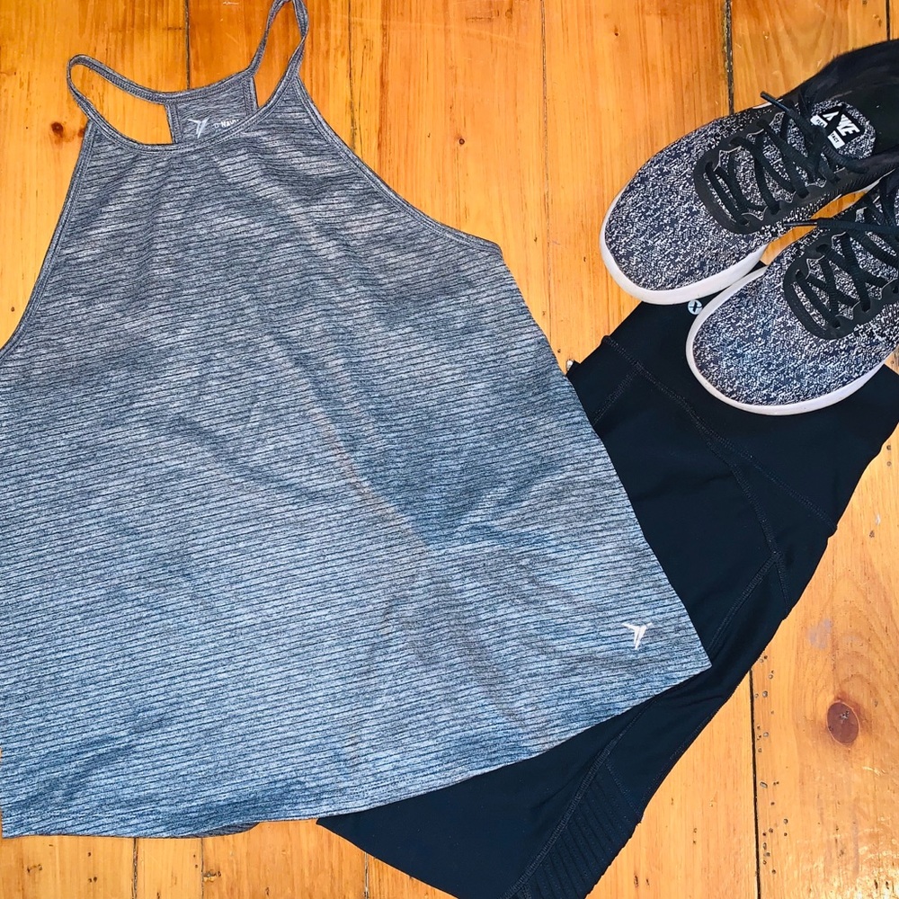 old navy stripped grey workout tank!
